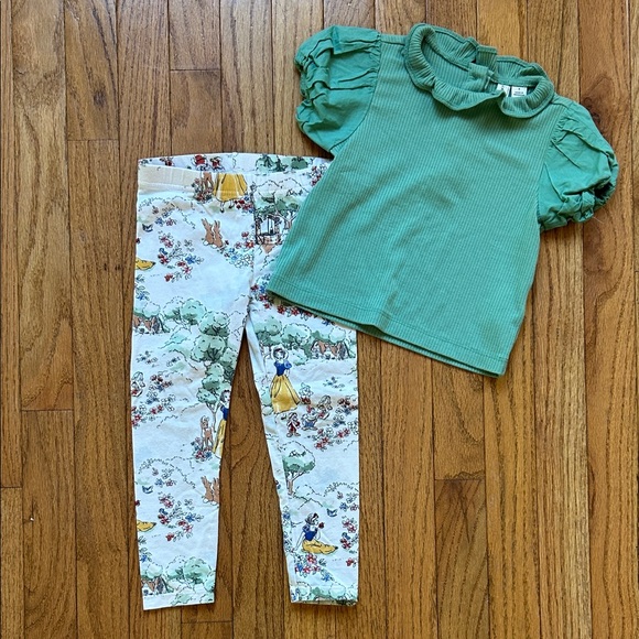 Janie and Jack Other - Janie and Jack Snow White Pants & Ruffle Top Set